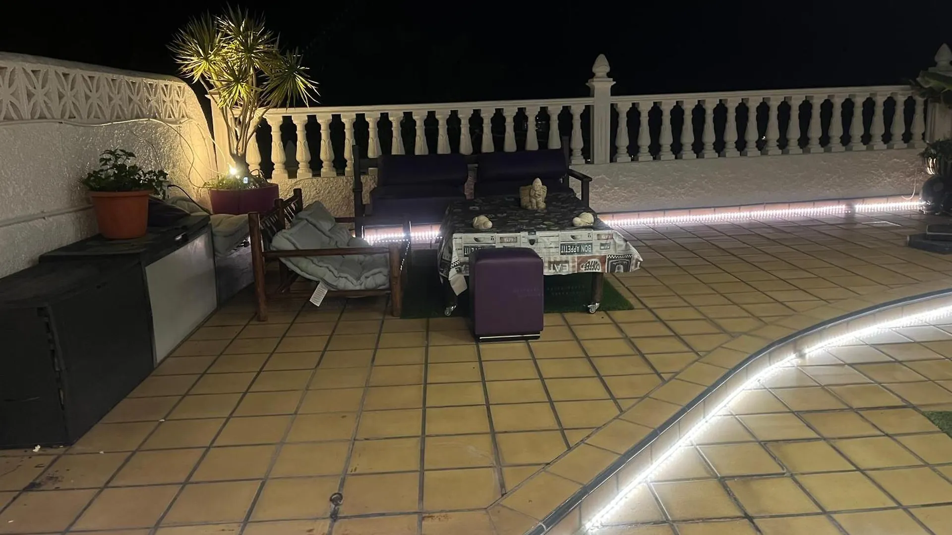 Piscina, Chalet, Villa Tranquila Puerto de la Cruz Nyaraló